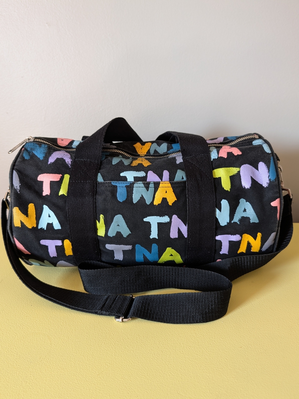 Aritzia Tna Small Canvas Duffle Bag – Y2K Brush Stroke Logo Print Gym Travel